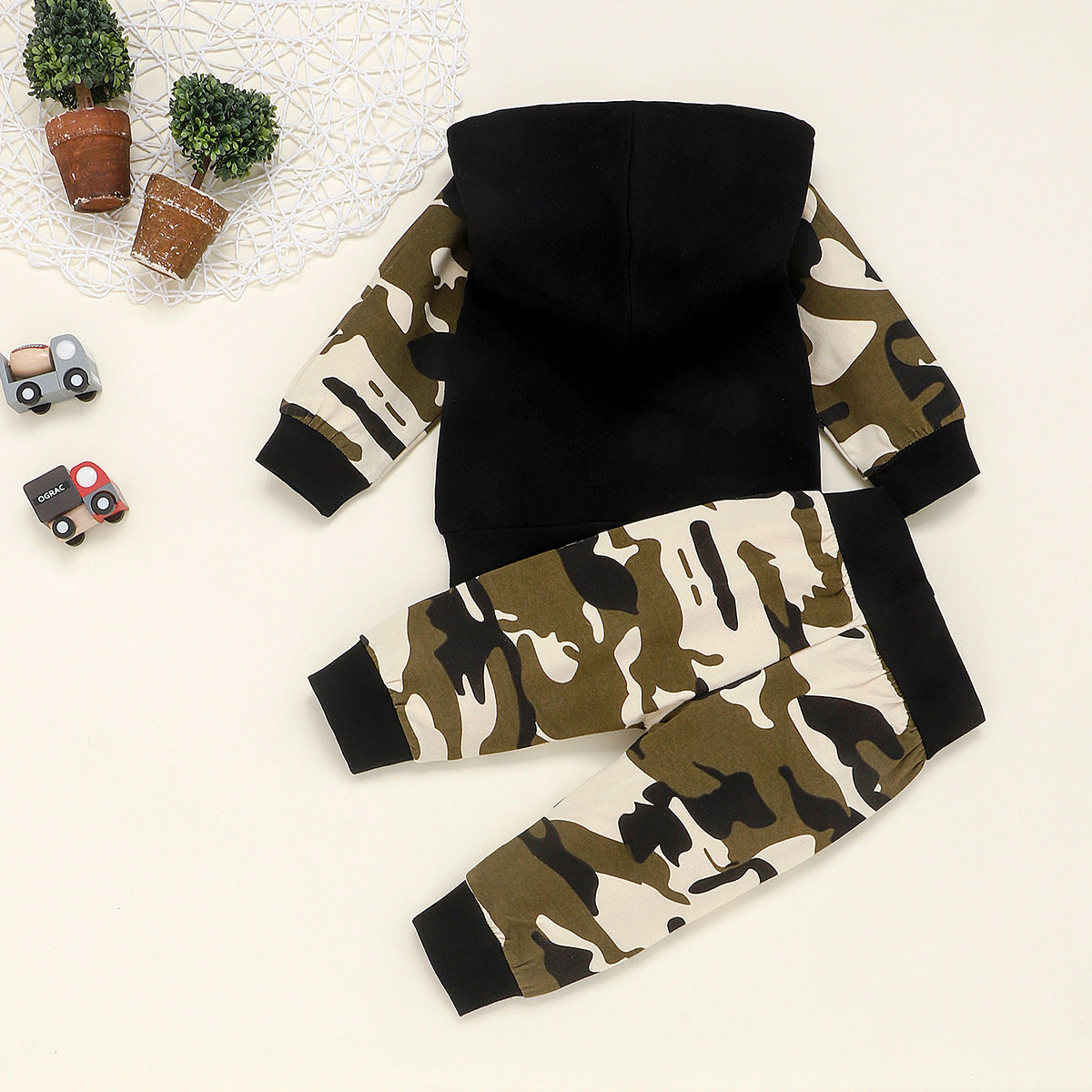 Hot Sale Boys Letter Camouflage Hooded Sweater
