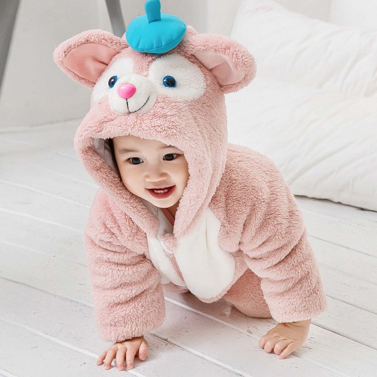 Thickened Newborn One-Piece Cozy Daffy Bear Design